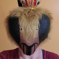 02 Queen Bee Mask